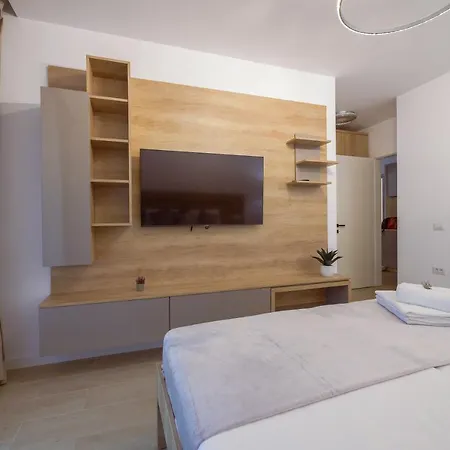 Purple Luxury On Appartamento