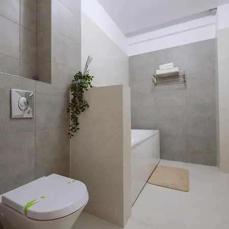 Purple Luxury On Appartamento