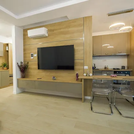 Purple Luxury On Appartamento Mamaia