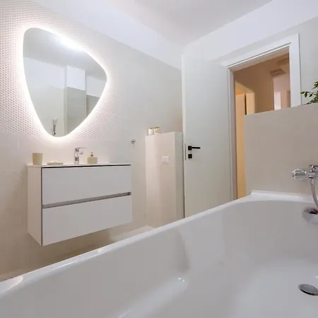 Appartamento Purple Luxury On Mamaia